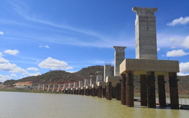 Obras da Ferrovia Oeste-Leste na Bahia avançam no lote 4, avalia equipe técnica da Valec