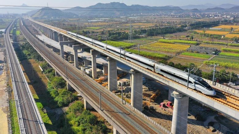 TAV na China: Estratégia de urbanização e desafios financeiros