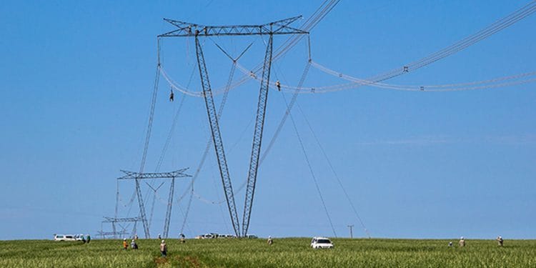 Siemens Energy e Eletrobrás firmam acordo para revitalizar ativos de transmissão