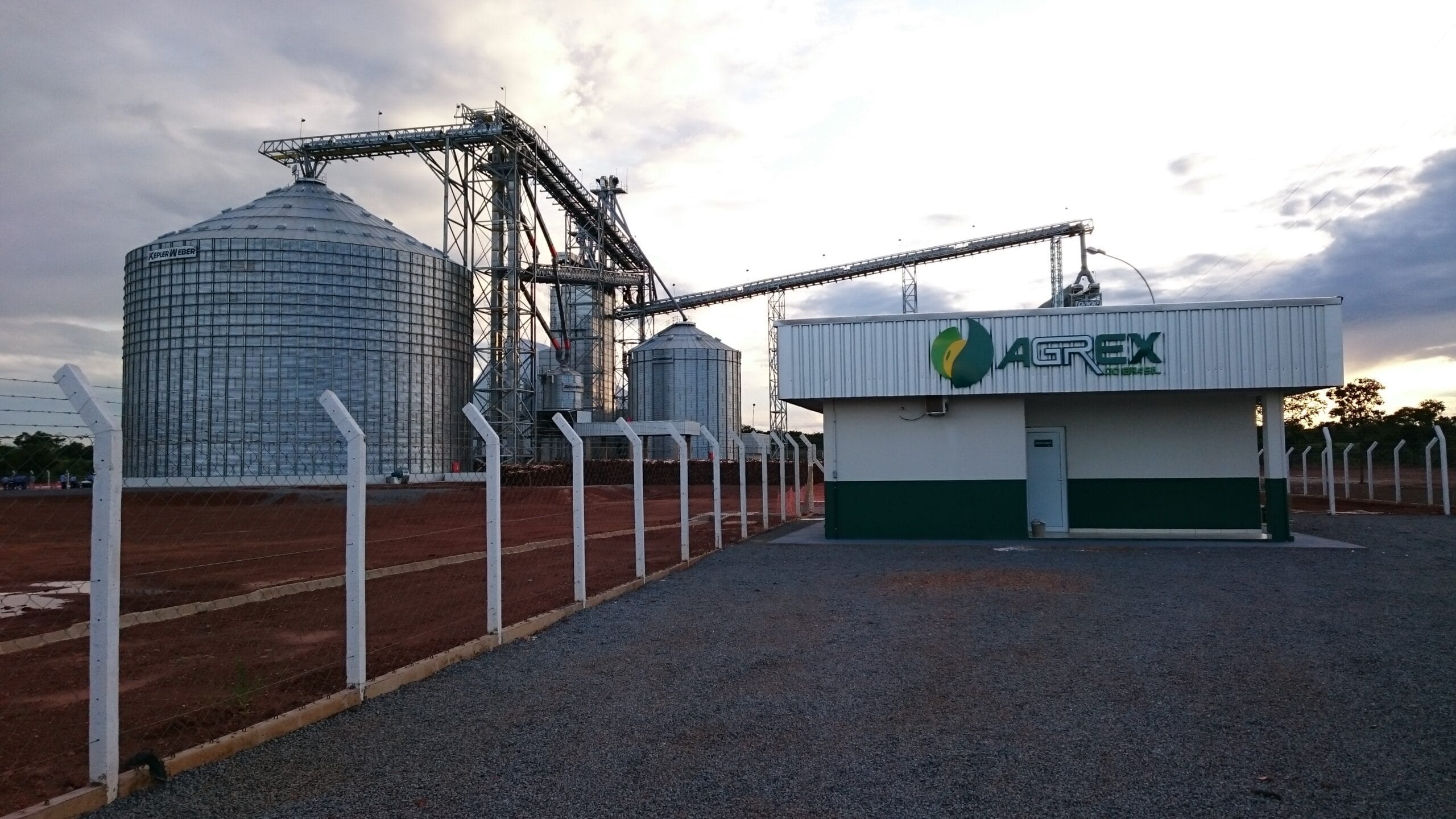 Agrex investe R$ 700 milhões em armazéns, terminais e expansão da produção