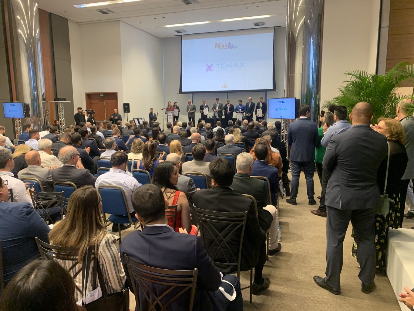 Mais de 400 inscritos prestigiam Fórum Infra e Ranking da Engenharia 2024