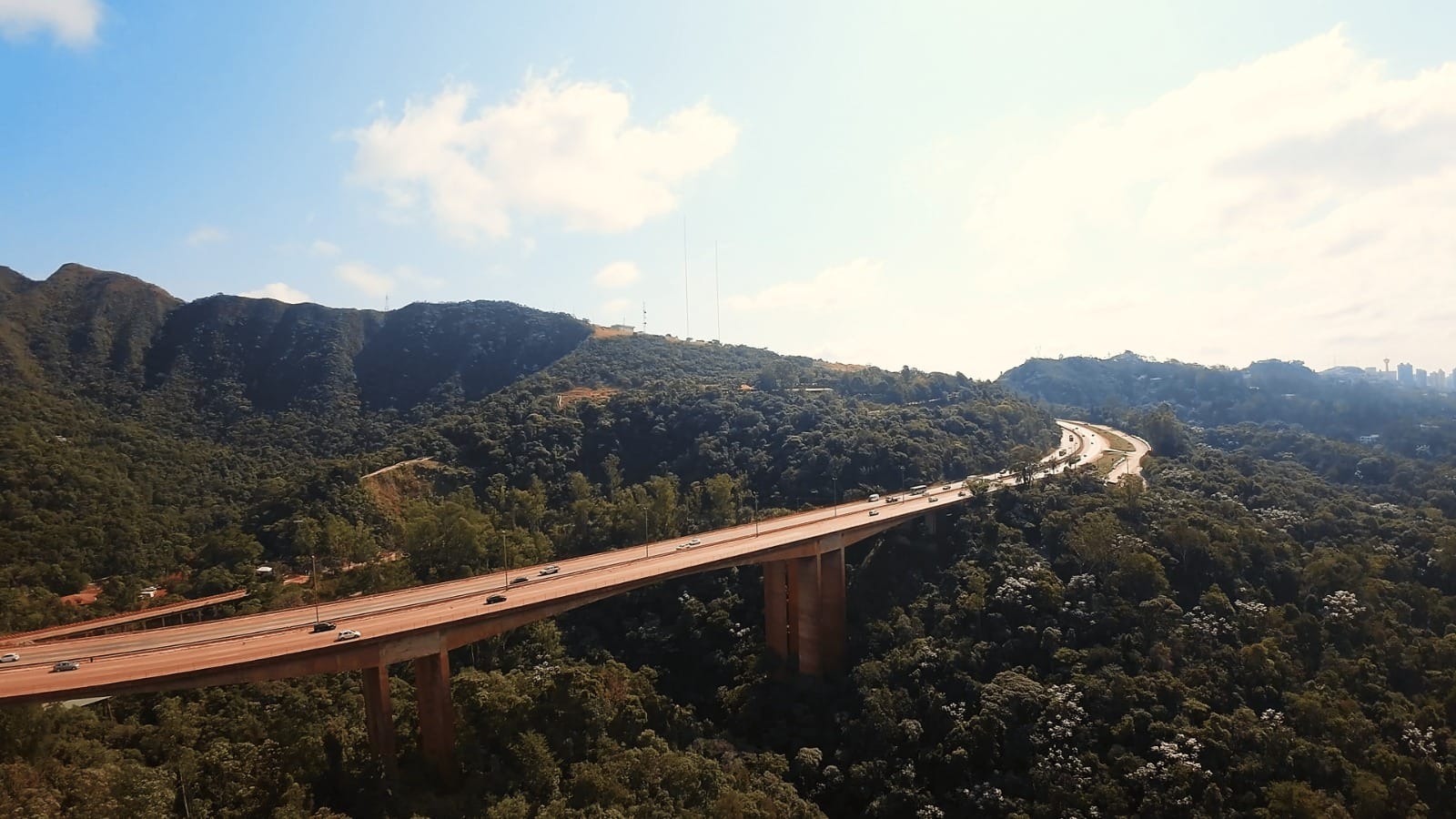 Consórcio EPR Mineira assume BR-040 e detalha programa de obras