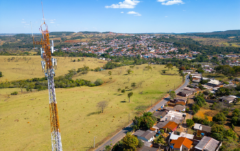 Projeto Smart Roads da Ecorodovias, com a implantação de internet 4G em rodovias no Brasil