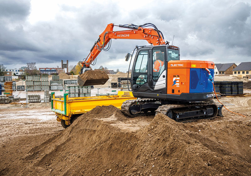 Hitachi apresenta nova linha com mais de 30 máquinas