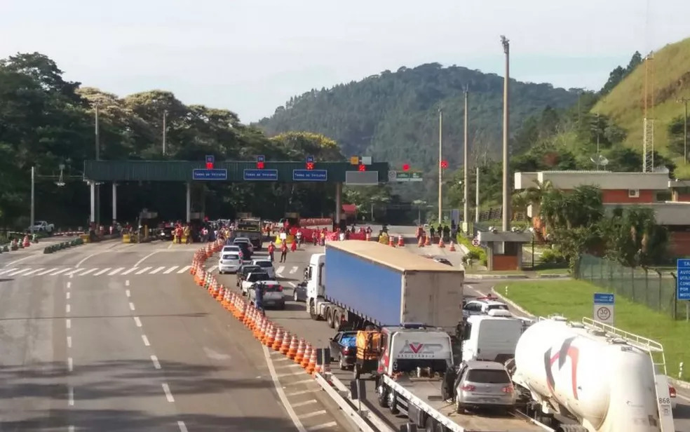 Construcap lidera consórcio que ganha leilão da BR-040