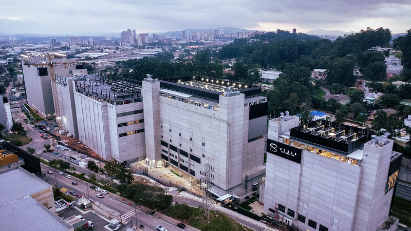 Investimentos do BNDES ampliam a infraestrutura da Scala Data Centers para nuvem e inteligência artificial no Brasil.