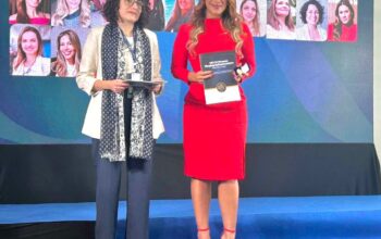 Joyce Andrews e Carolina Hernandez, diretoras executivas da VLI, em evento de reconhecimento da infraestrutura.