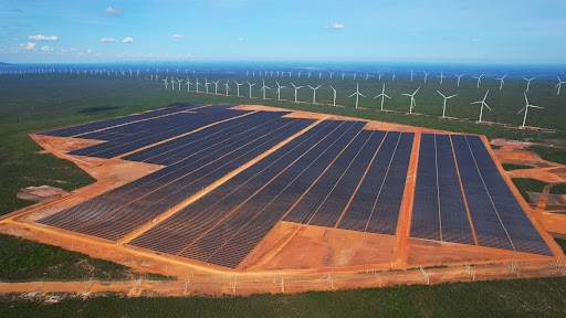 ArcelorMittal consolida R$ 5,8 bilhões em energia renovável com novo parque solar na Bahia