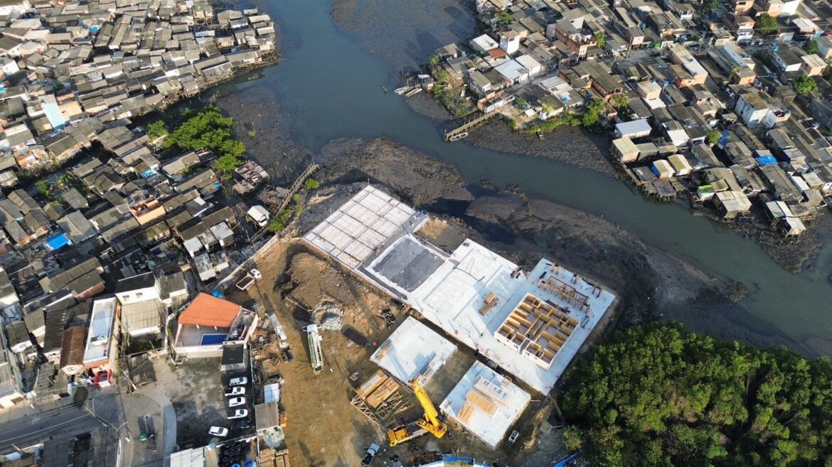 Light Wood Frame: construção industrializada redefine habitação social em manguezal de Santos