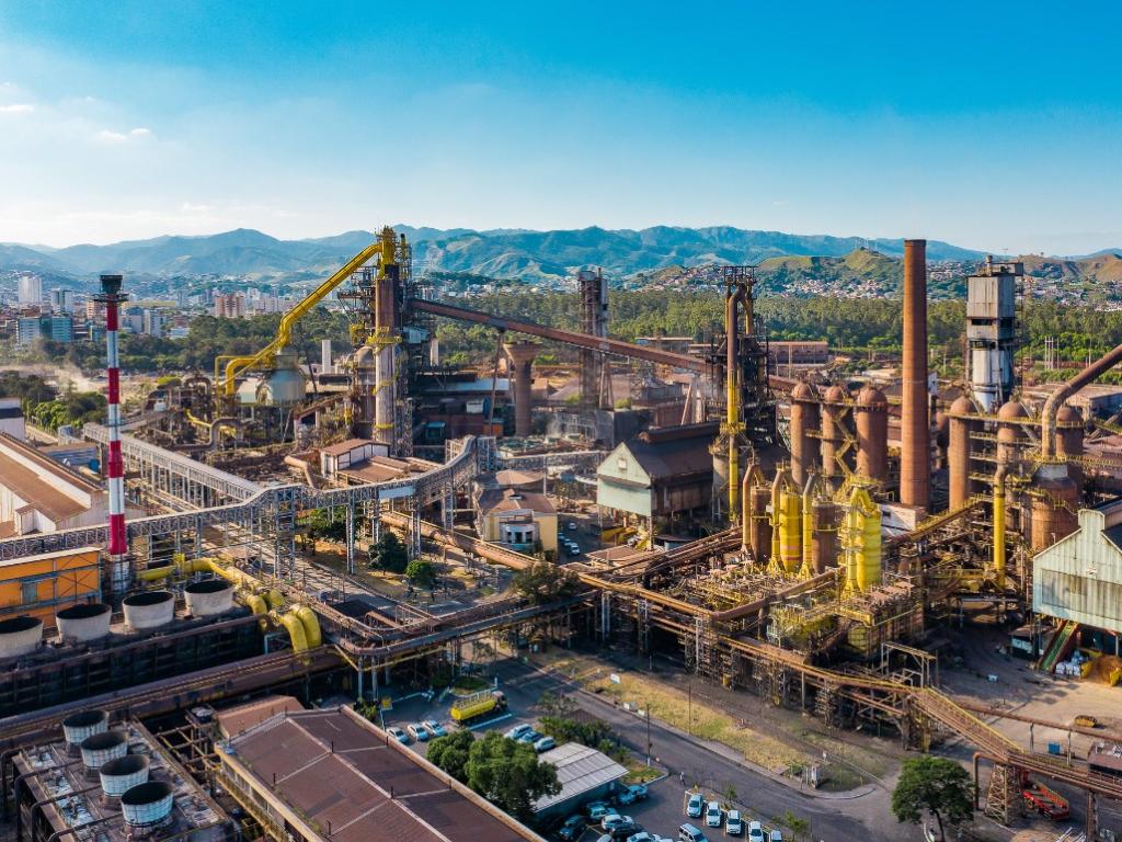 Planta de Ipatinga (MG) da Usiminas terá R$ 1 bi de investimentos em 2026