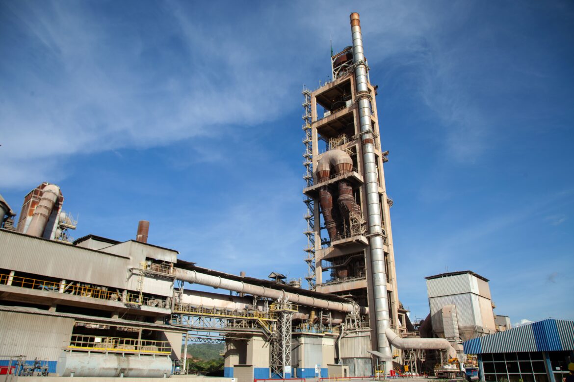 Votorantim Cimentos amplia investimentos e capacidade de produção no Brasil