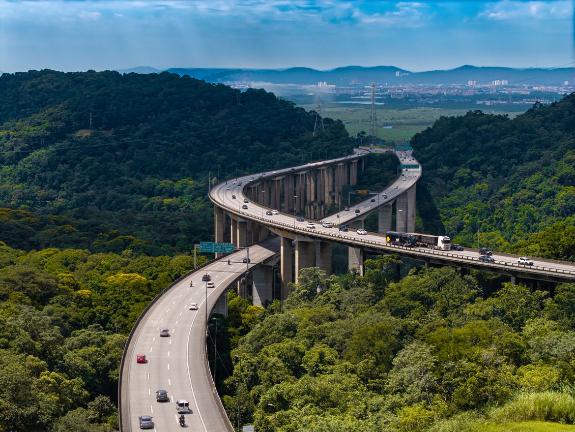 Votorantim lança cimento especial para rodovias, portos e aeroportos